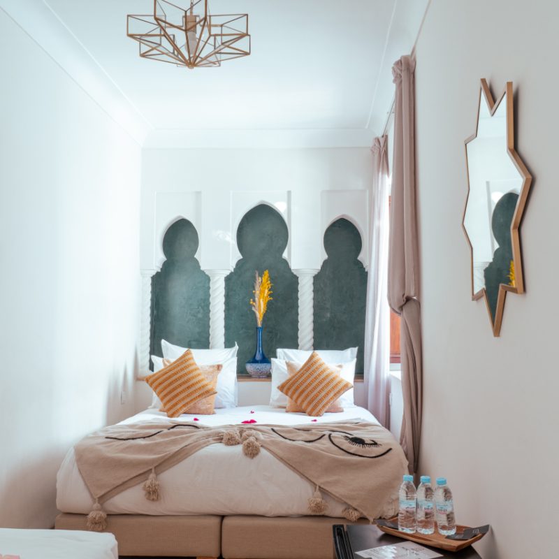 0bd61a74adf33b27fe1d503884f96eebea6f0386c28f87a880e6ce1aa1cf43ca-9935174f00_v0_w1280xh0_rDEF